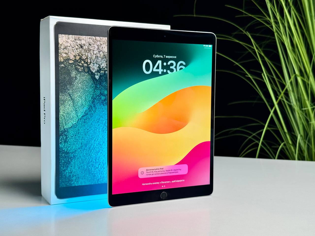 ВЖИВАНИЙ iPad Pro 10.5 Wi-Fi 64GB Space Grey (MQDT2) - Стан: гарний | Комплект: повний | Гарантія: 1 міс.