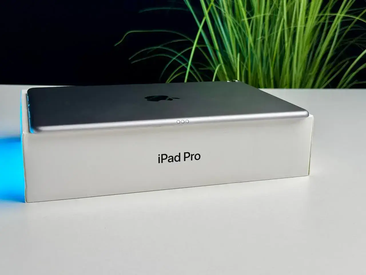 ВЖИВАНИЙ iPad Pro 10.5 Wi-Fi 64GB Space Grey (MQDT2) - Стан: гарний | Комплект: повний | Гарантія: 1 міс.