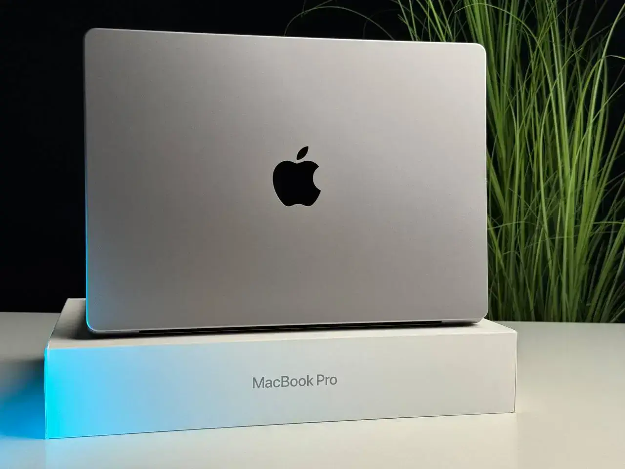 Б/У MacBook Pro 14" M3/16GB/512GB Space Gray 2023 (Z1C80001D) - Состояние: хороший | Аккумулятор: 100% | Комплект: полный | Гарантія: 1 мес.