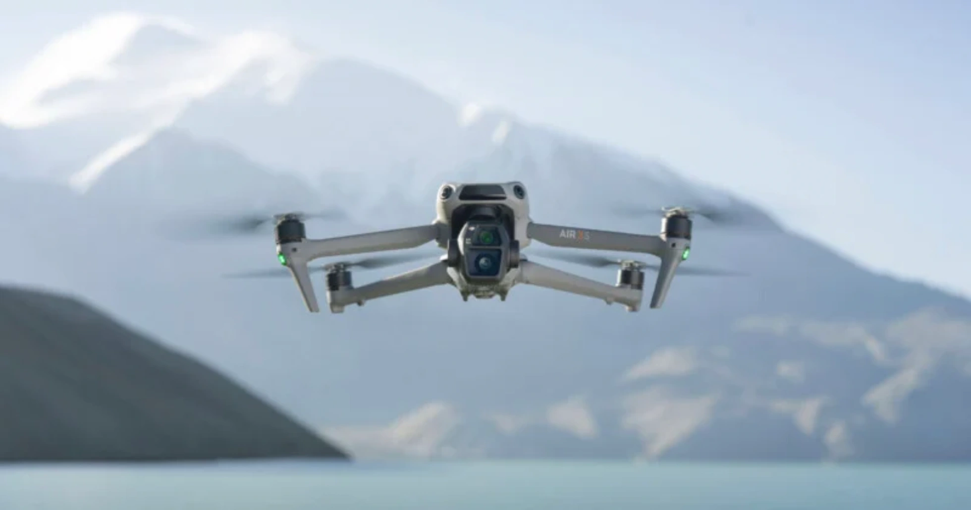 DJI Air 3S: дрон отримав подвійну камеру та технологію обходу перешкод вночі