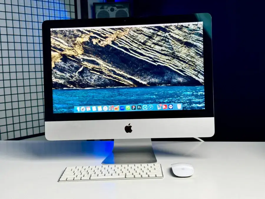 ВЖИВАНИЙ iMac 21.5" i5 3.0/8GB/1TB/Radeon Pro 560X with Retina 4K display 2019 (MRT42) | Стан: гарний | Комплектація: iMac, мишка, клавіатура