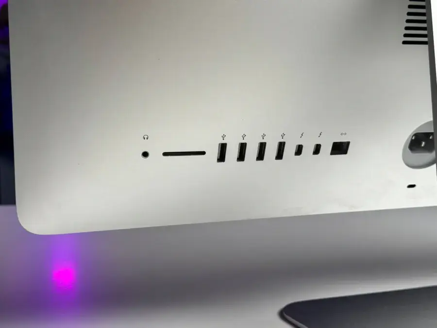 Б/У iMac 21.5" Retina 4K i5 3,1/8GB/1TB/Intel Iris Pro Graphics 6200 (MK452) 2015 | Состояние: хорошее | Комплектация: iMac, мышка, клавиатура