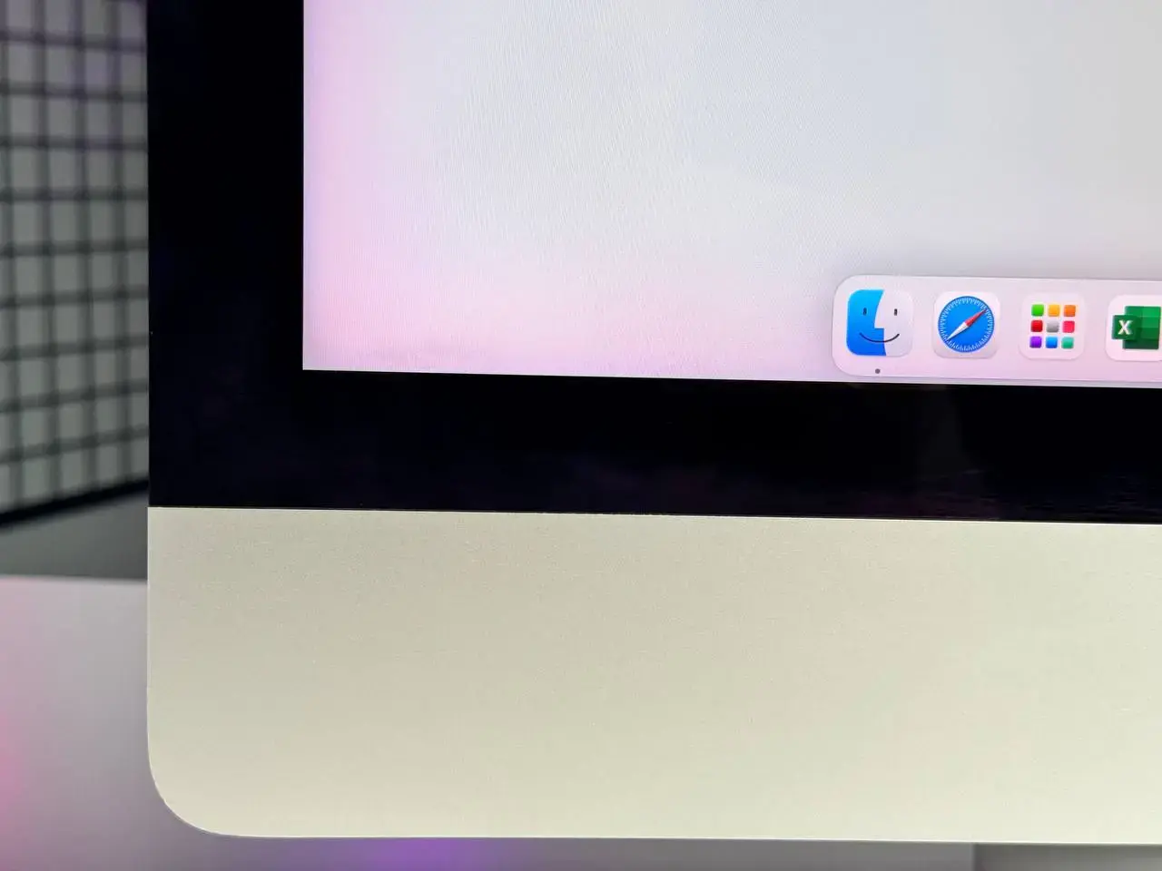 ВЖИВАНИЙ iMac 21.5" Retina 4K i5 3,1/8GB/1TB/Intel Iris Pro Graphics 6200 (MK452) 2015 | Стан: гарний | Комплектація: iMac, мишка, клавіатура