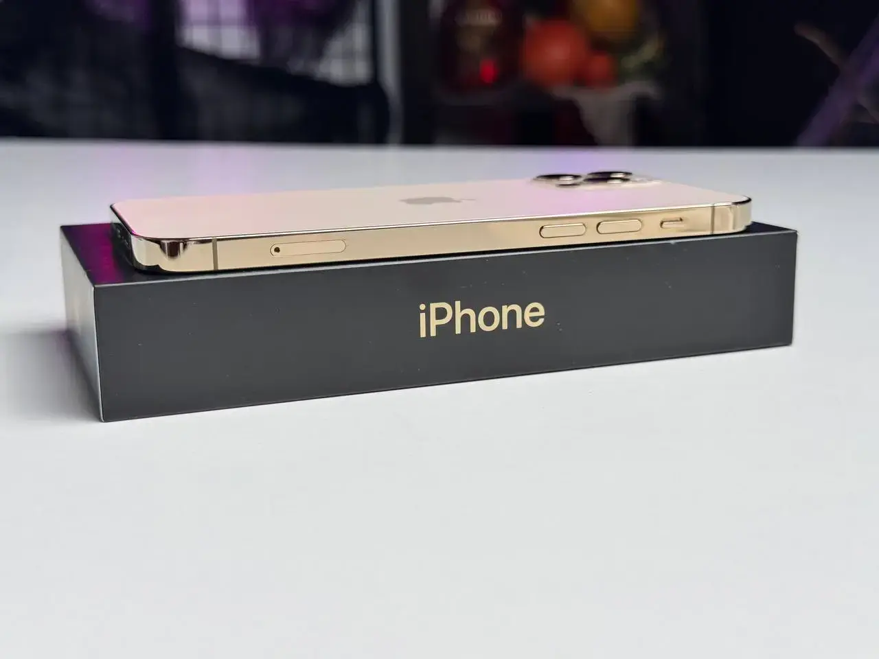 ВЖИВАНИЙ Apple iPhone 12 Pro 128GB Gold (MGLQ3, MGMM3) - Стан: гарний | Акумулятор: 100% | Комплектація: повний | Гарантія: 1 міс.
