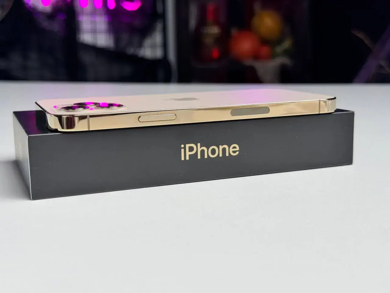 ВЖИВАНИЙ Apple iPhone 12 Pro 128GB Gold (MGLQ3, MGMM3) - Стан: гарний | Акумулятор: 100% | Комплектація: повний | Гарантія: 1 міс.