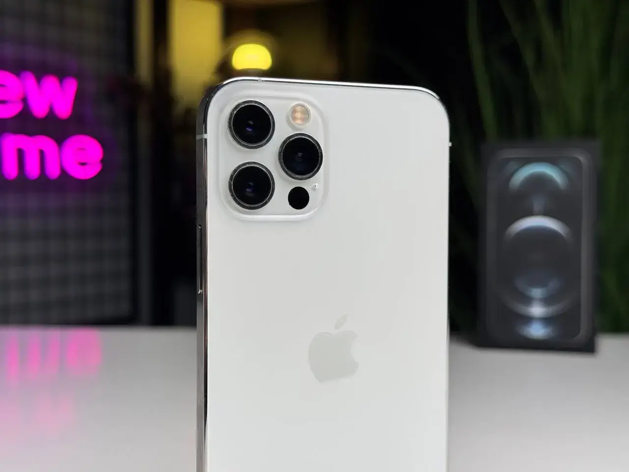 Б/У Apple iPhone 12 Pro 256GB Silver (MGLU3, MGMQ3) - Состояние: хороший | Аккумулятор: 100% | Комплектация: полный | Гарантія: 1 мес.