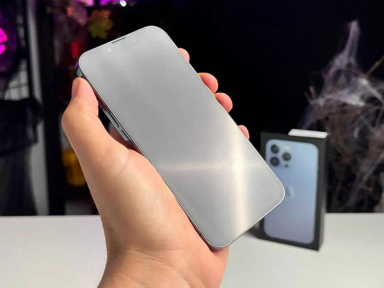 ВЖИВАНИЙ Apple iPhone 13 Pro 256GB Sierra Blue (MLU03, MLVP3) - Стан: гарний | Акумулятор: 86% | Комплектація: повний | Гарантія: 1 міс.