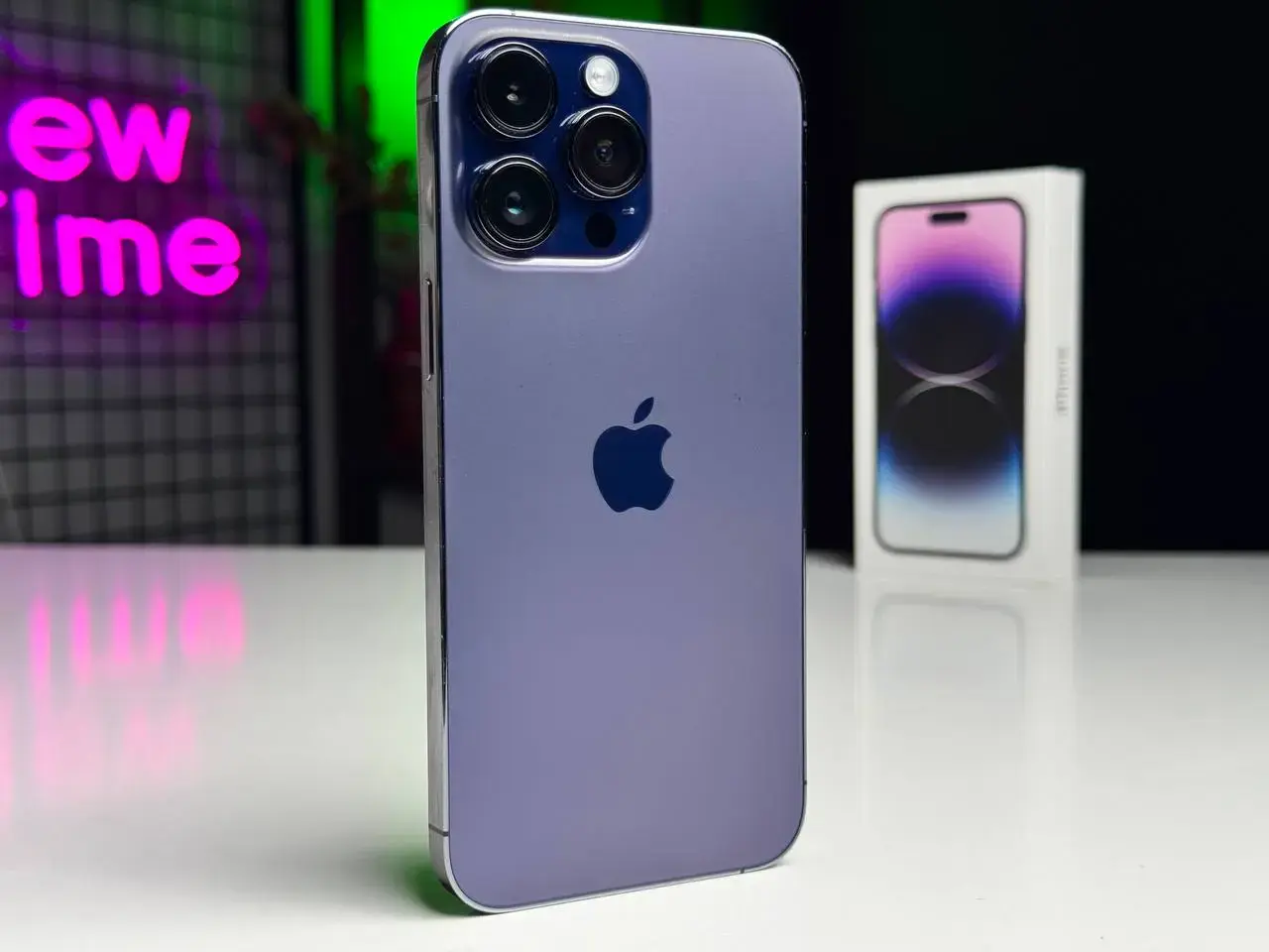 Б/У Apple iPhone 14 Pro Max 256GB Dual Sim Deep Purple (MQ8A3) - Состояние: хороший | Аккумулятор: 89% | Комплектация: полный | Гарантія: 1 мес.