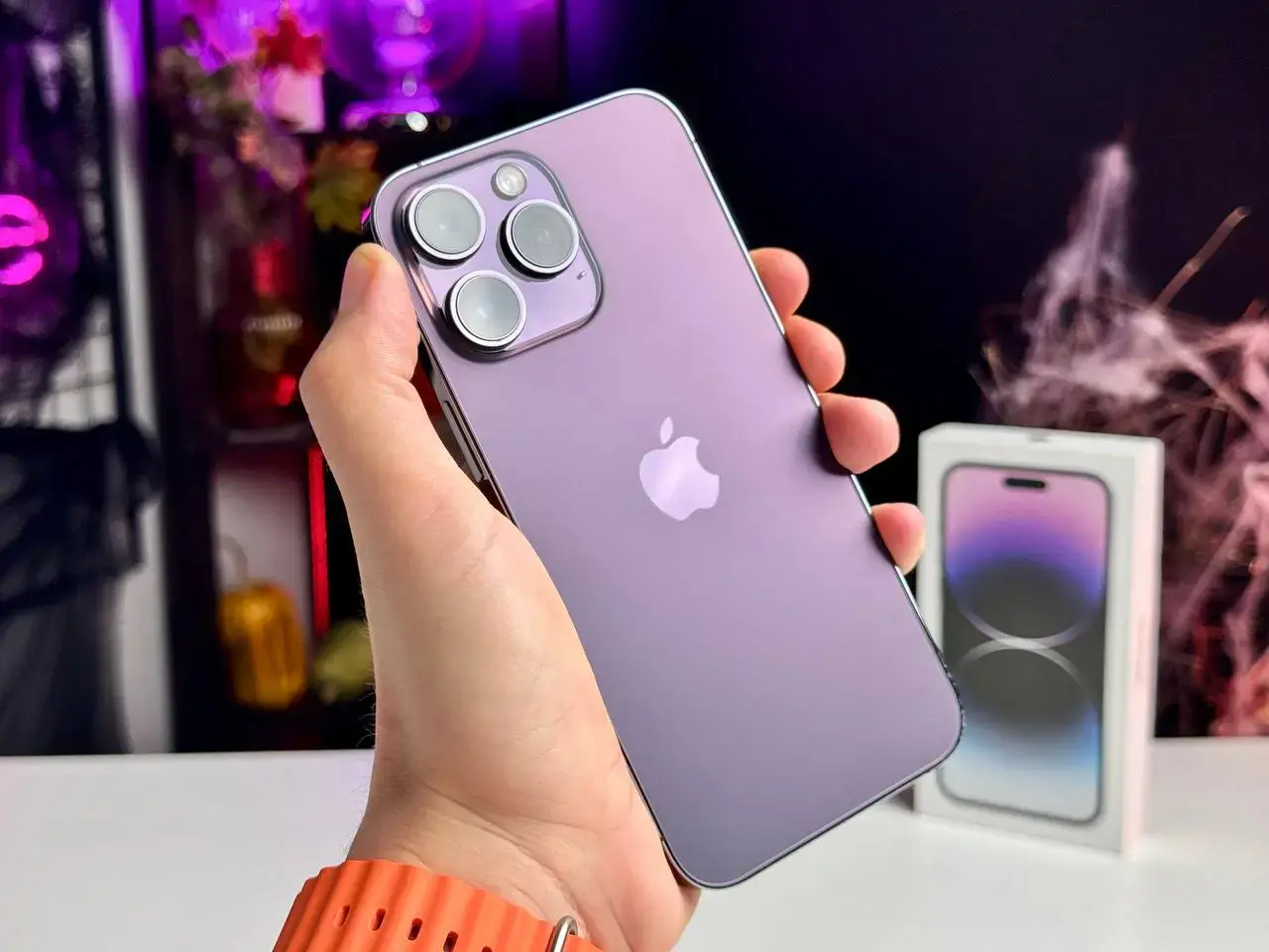 ВЖИВАНИЙ Apple iPhone 14 Pro Max 512GB Deep Purple (MQAM3) - Стан: гарний | Акумулятор: 100% | Комплектація: без комплекту | Гарантія: 1 міс.