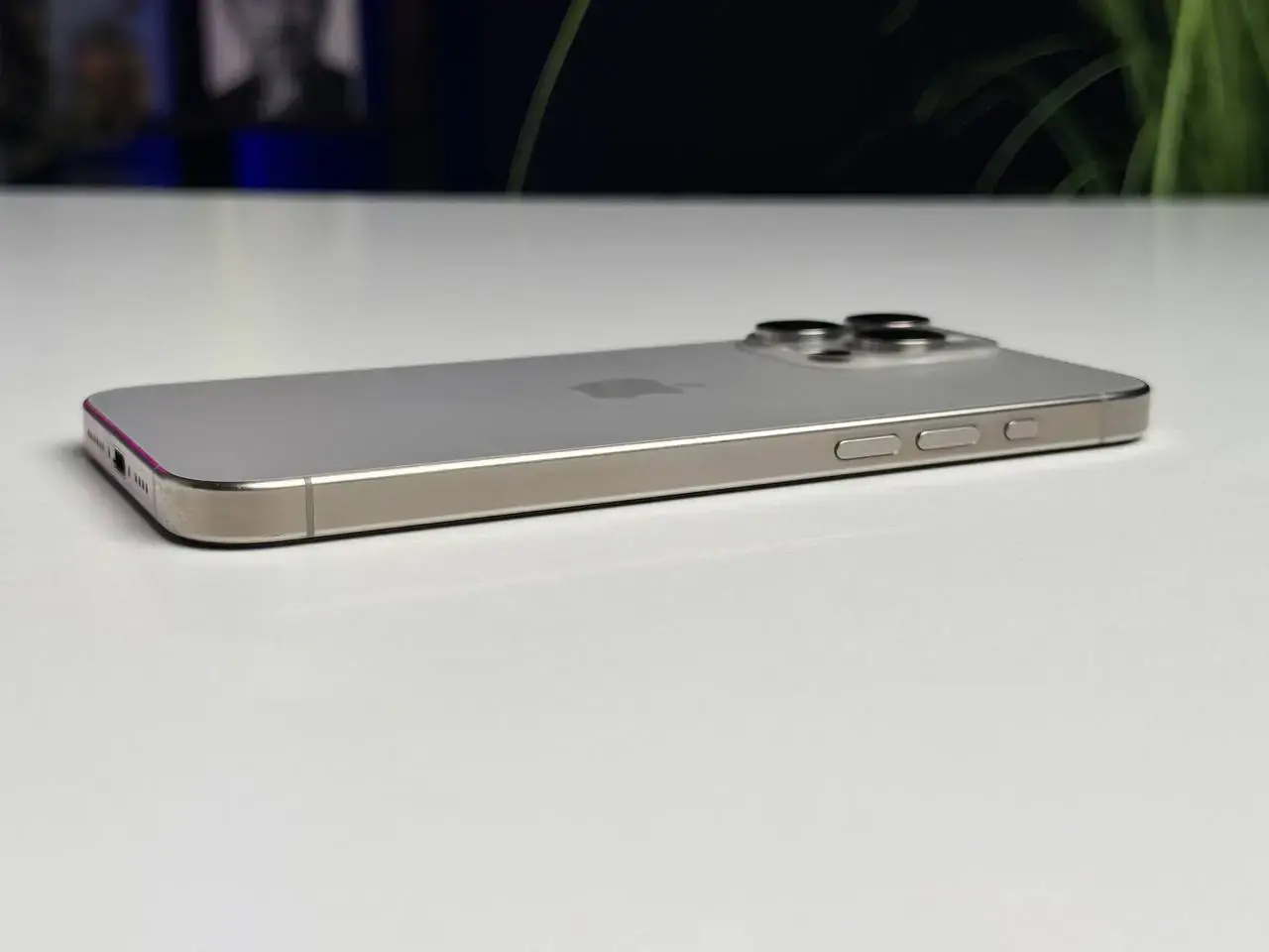 ВЖИВАНИЙ Apple iPhone 15 Pro Max 256GB Natural Titanium eSim (MU683) - Стан: гарний | Акумулятор: 88% | Комплектація: коробка | Гарантія: 1 міс.