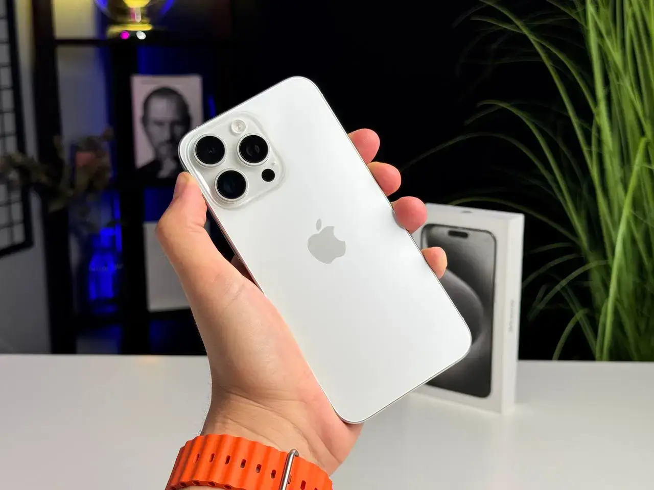 ВЖИВАНИЙ Apple iPhone 15 Pro Max 512GB White Titanium (MU7D3) - Стан: ідеальний | Акумулятор: 97% | Комплектація: повний | Гарантія: 1 міс.