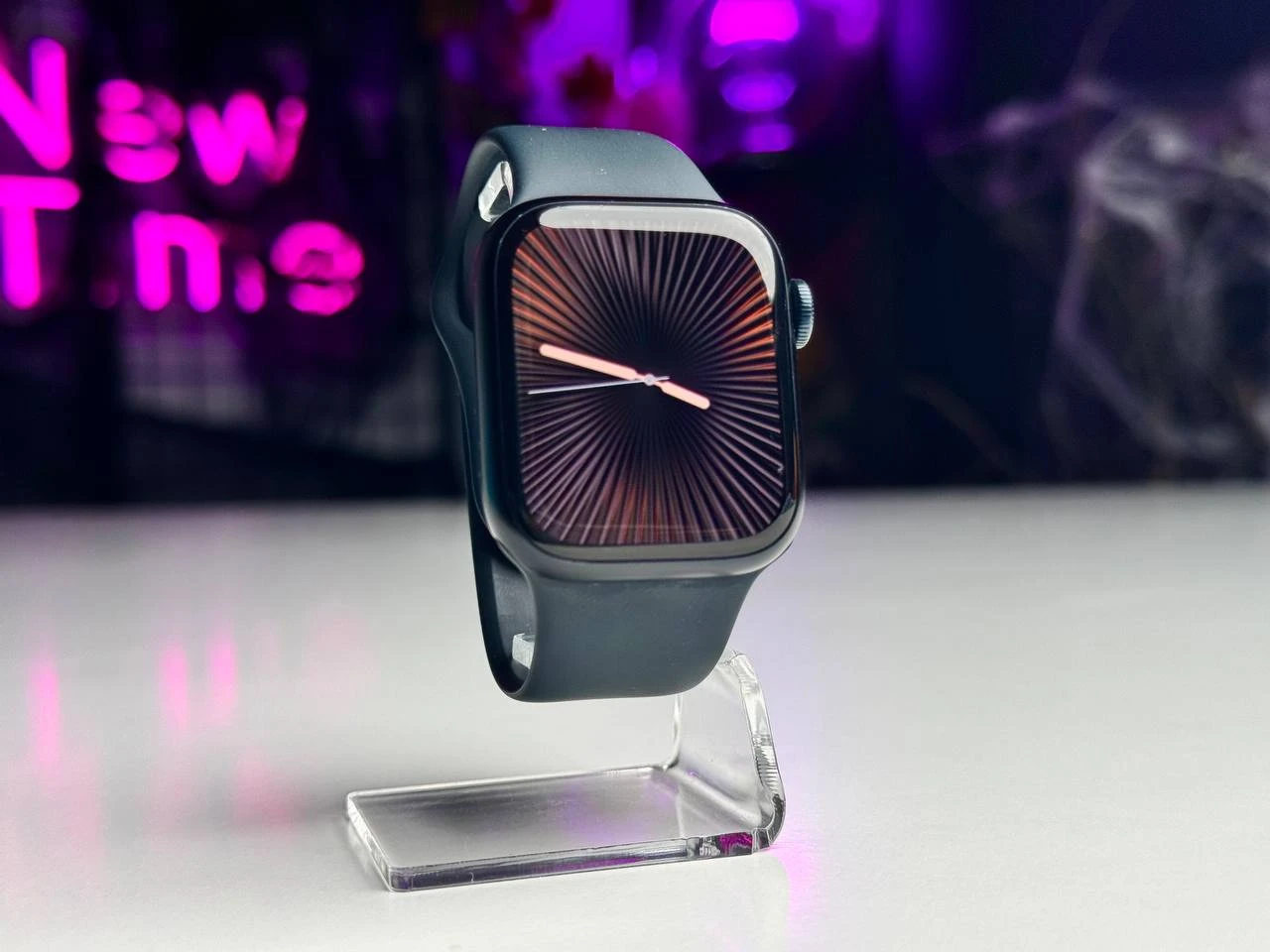 Б/У Apple Watch Series 8 GPS 41mm Midnight Aluminum Case with Midnight Sport Band - S/M (MNU73) - Состояние: хороший | Аккумулятор: 90% | Комплектация: кабель | Гарантія: 1 мес.