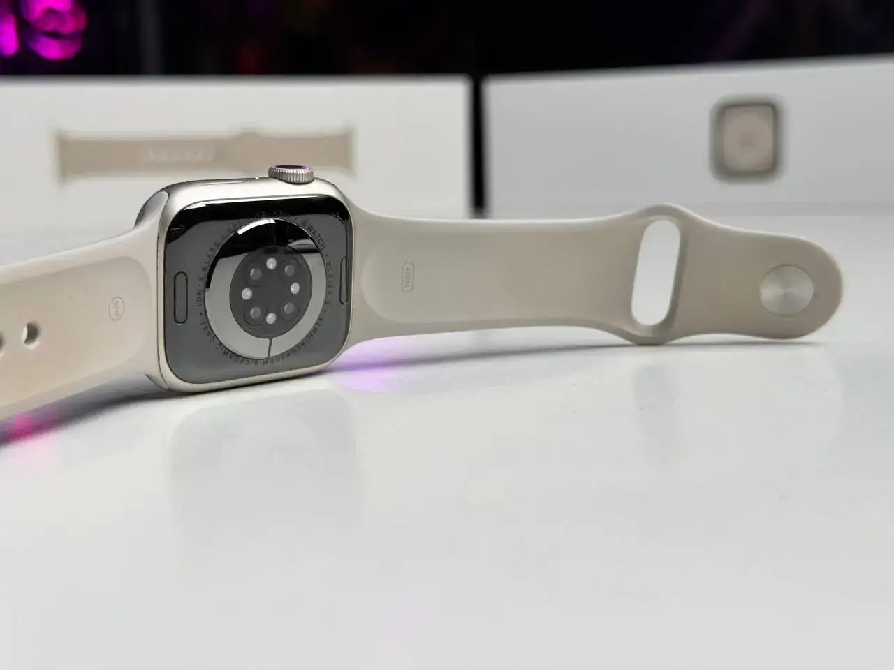 ВЖИВАНИЙ Apple Watch Series 8 GPS 41mm Starlight Aluminum Case with Starlight Sport Band - Regular (MNP63) - Стан: гарний | Акумулятор: 93% | Комплектація: повний | Гарантія: 1 міс.