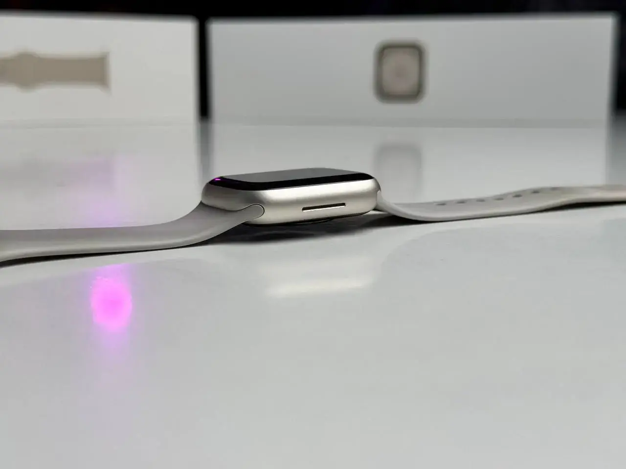 ВЖИВАНИЙ Apple Watch Series 8 GPS 41mm Starlight Aluminum Case with Starlight Sport Band - Regular (MNP63) - Стан: гарний | Акумулятор: 93% | Комплектація: повний | Гарантія: 1 міс.