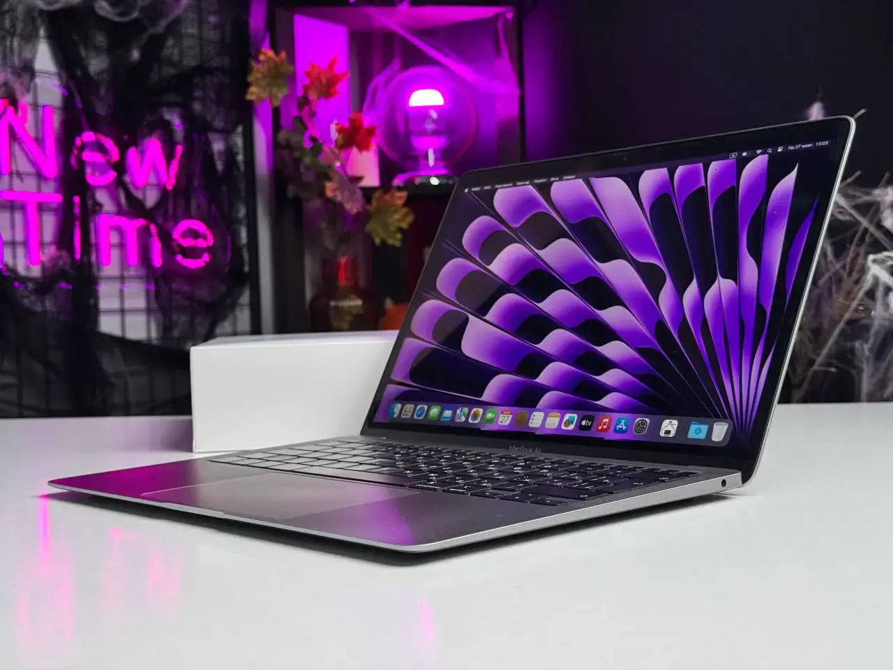 ВЖИВАНИЙ MacBook Air 13" M1/8CPU/7GPU/8GB/256GB Space Gray 2020 (MGN63) - Стан: гарний | Акумулятор: 85% | Комплектація: повний | Гарантія: 1 міс.