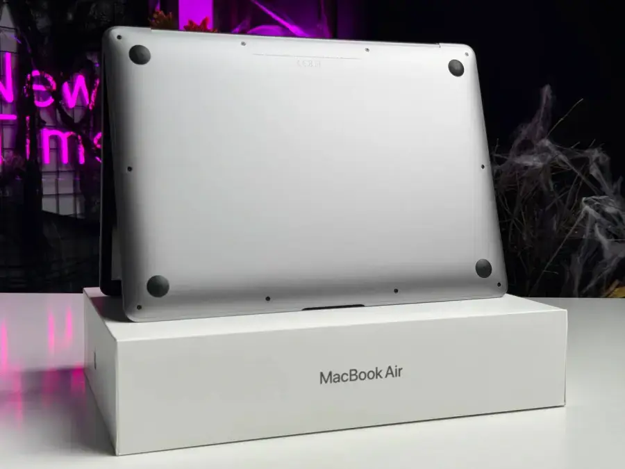 ВЖИВАНИЙ MacBook Air 13" M1/8CPU/7GPU/8GB/256GB Space Gray 2020 (MGN63) - Стан: гарний | Акумулятор: 85% | Комплектація: повний | Гарантія: 1 міс.