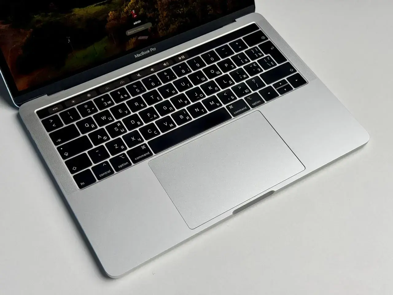 ВЖИВАНИЙ MacBook Pro 13" Silver (MV992) 2019 - Стан: задовільний | Акумулятор: 100% | Комплект: повний | Гарантія: 1 міс.