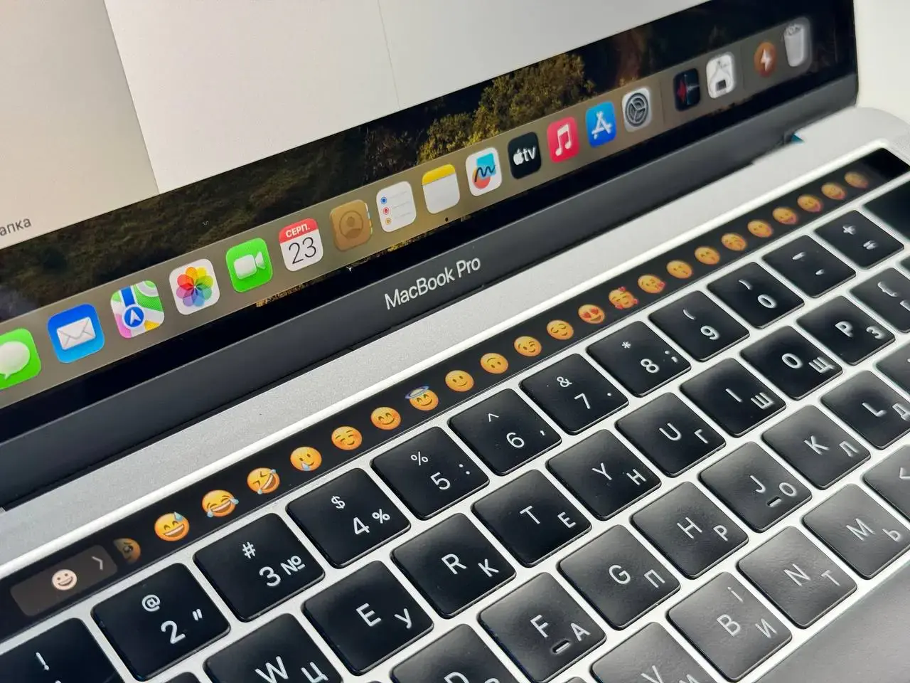 ВЖИВАНИЙ MacBook Pro 13" Silver (MV992) 2019 - Стан: задовільний | Акумулятор: 100% | Комплект: повний | Гарантія: 1 міс.