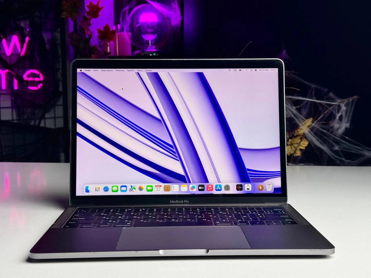 Б/У MacBook Pro 13" Space Gray (MR9R2) 2018 - Состояние: удовлетворительный | Комплектация: кабель | Гарантія: 1 мес.