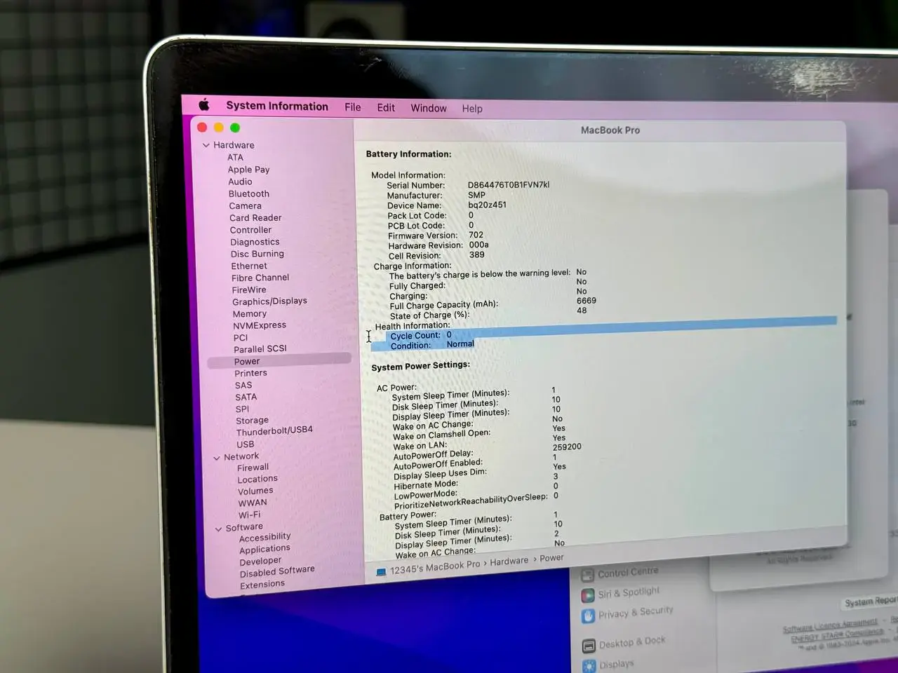 ВЖИВАНИЙ MacBook Pro 15" Silver (MPTU2) 2017 - Стан: задовільний | Акумулятор: 100% | Комплект: блок живлення, кабель | Гарантія: 1 міс.