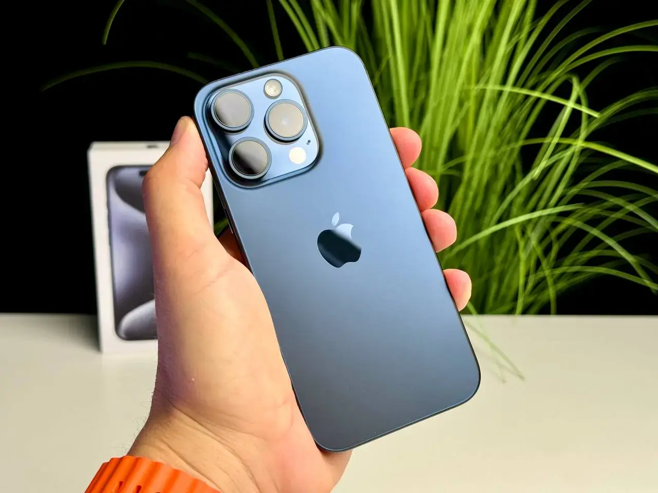 УЦЕНКА Apple iPhone 15 Pro 128GB Blue Titanium (MTV03) - Состояние: хороший | Аккумулятор: 100% | Комплект: полный | Гарантія: 6 мес.