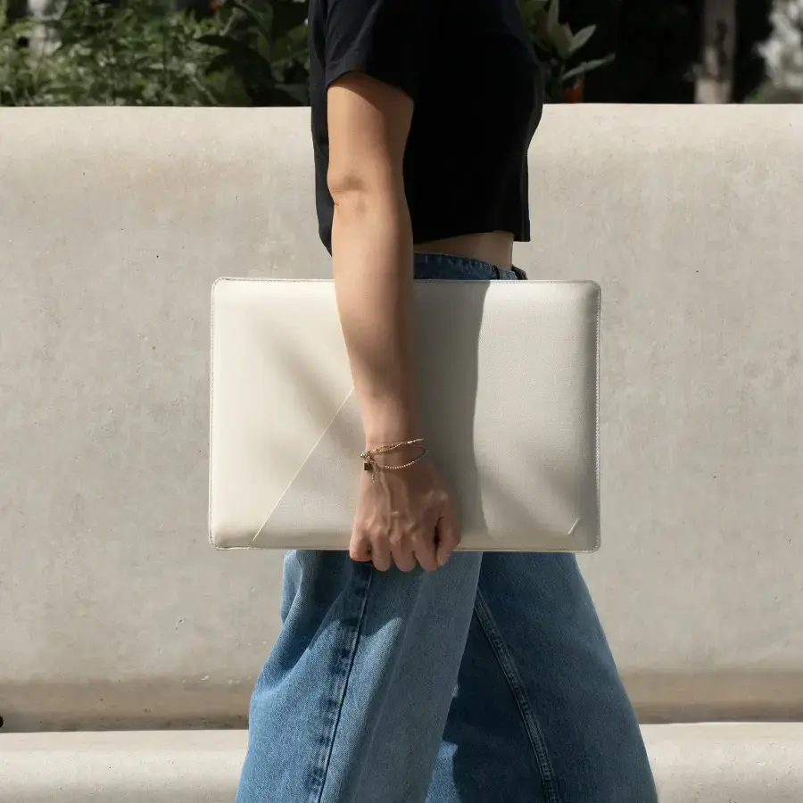 Чехол Native Union Stow Slim Sleeve Case Sandstone for MacBook Pro 16"/MacBook Air 15" (STOW-MBS-SAN-16)