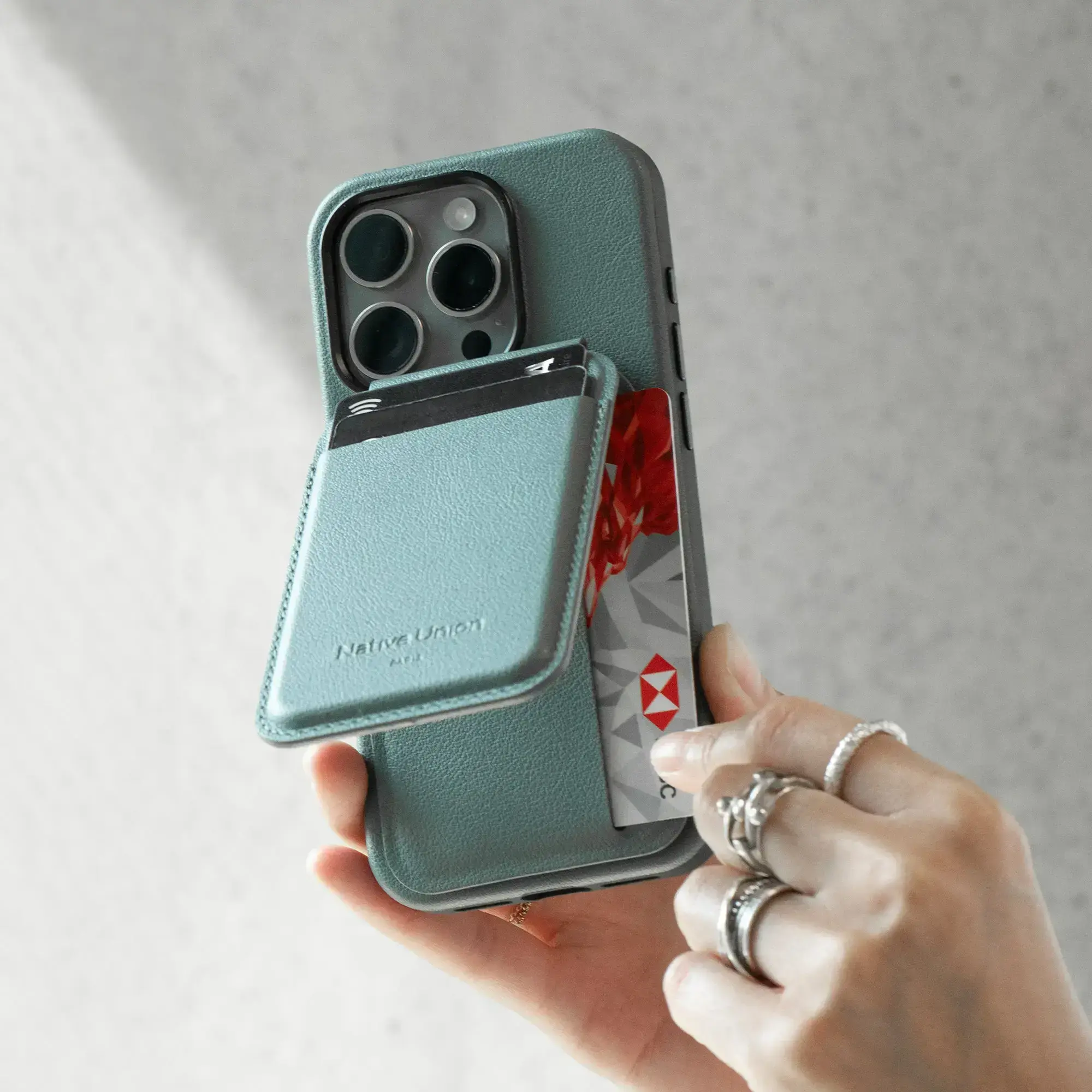 Гаманець для карток з підставкою для телефона Native Union Active Wallet Stand Magnetic Lemon (ACT-LMO-WAL)