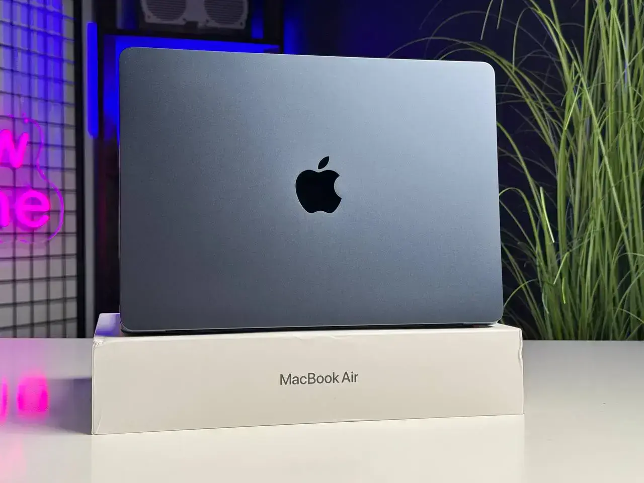 OPEN BOX MacBook Air 13" M3/8CPU/10GPU/16GB/512GB Midnight 2024 (MXCV3)