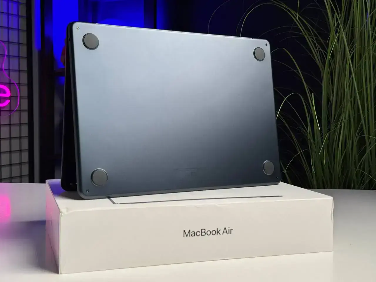 OPEN BOX MacBook Air 13" M3/8CPU/10GPU/16GB/512GB Midnight 2024 (MXCV3)