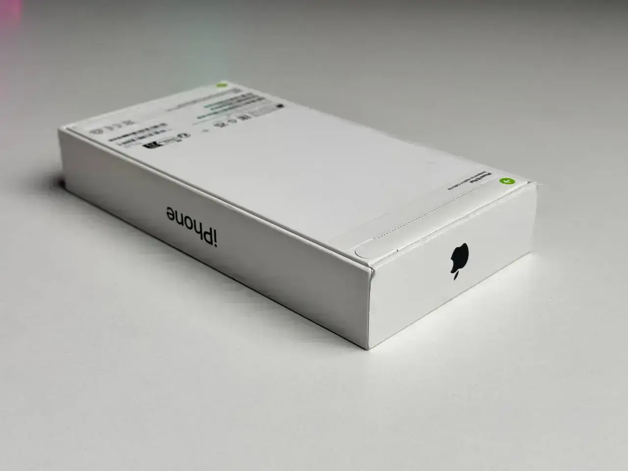 Уценка Apple iPhone 15 Plus 128GB Black (MU0Y3) DEMO