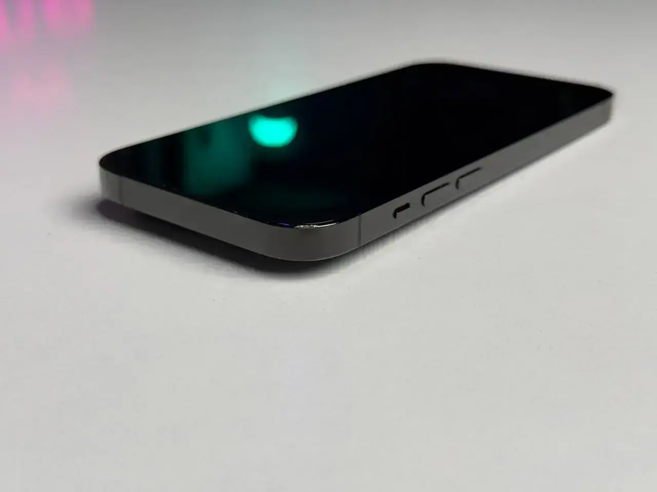 ВЖИВАНИЙ Apple iPhone 14 Pro 256GB Space Black eSim (MQ0N3) - Стан: гарний | Акумулятор: 100% | Комплектація: iPhone | Гарантія: 1 міс.