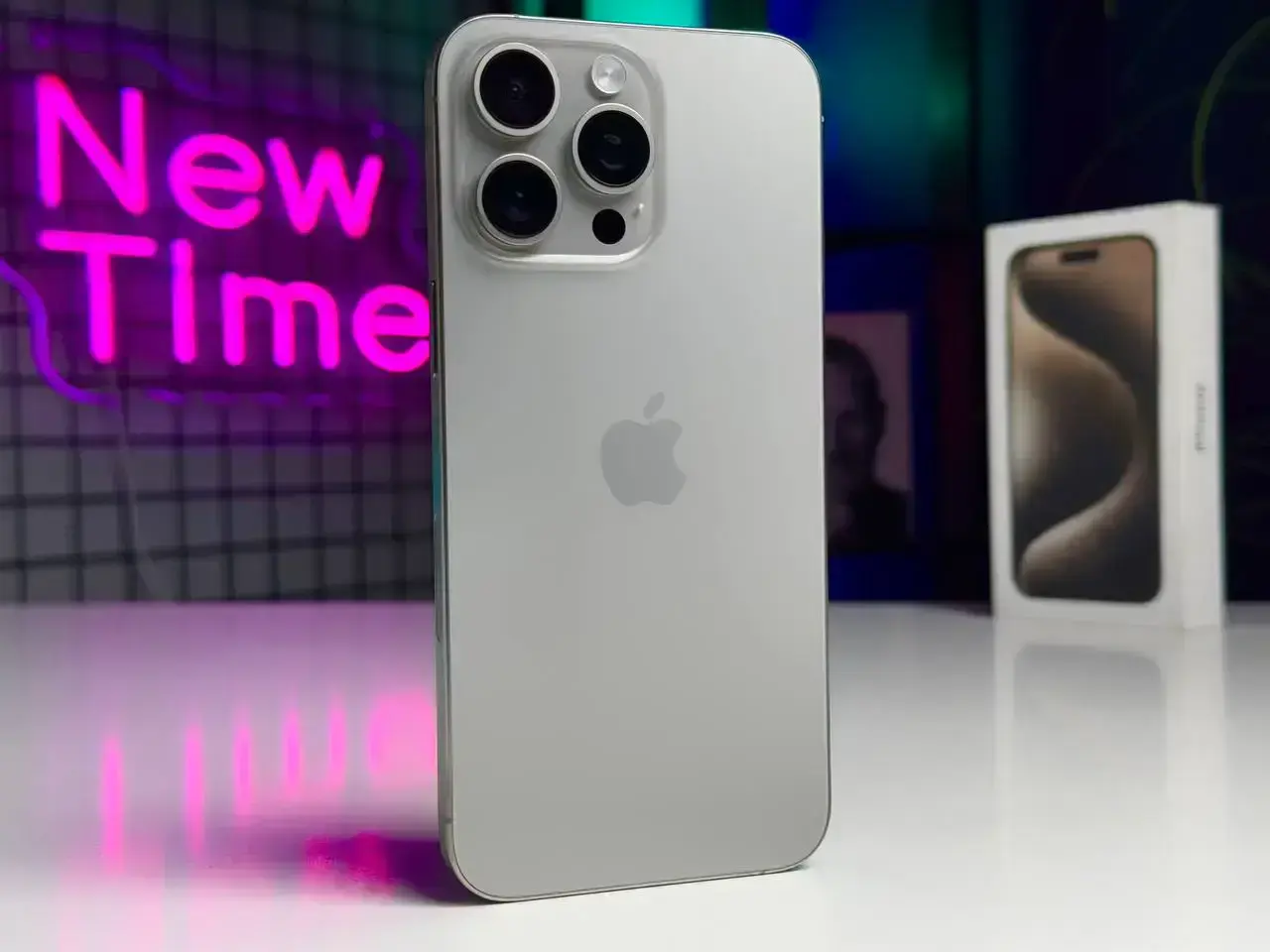 Б/У Apple iPhone 15 Pro Max 512GB Natural Titanium eSim (MU6D3) - Состояние: идеальный | Аккумулятор: 99% | Комплектация: полный | Гарантія: 1 мес.