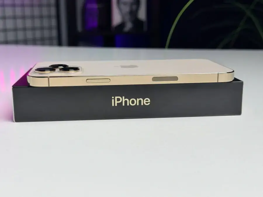ВЖИВАНИЙ Apple iPhone 13 Pro Max 256GB Gold (MLKU3, MLLD3) - Стан: гарний | Акумулятор: 87% | Комплектація: повний | Гарантія: 1 міс.