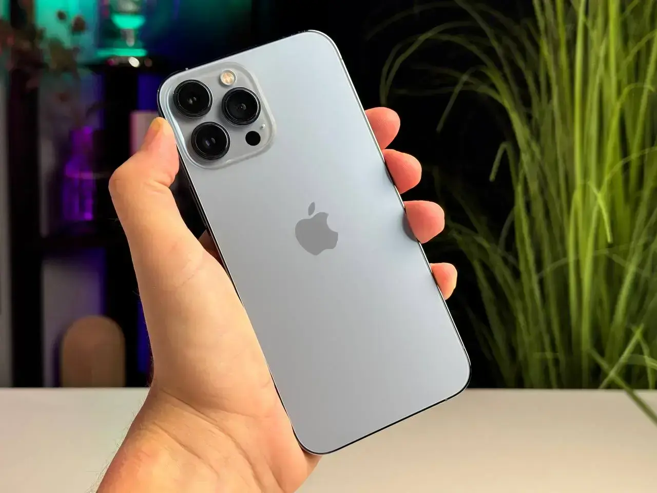 ВЖИВАНИЙ Apple iPhone 13 Pro Max 512GB Sierra Blue (MLL03, MLLJ3) - Стан: гарний | Акумулятор: 85% | Комплектація: без комплекту | Гарантія: 1 міс.