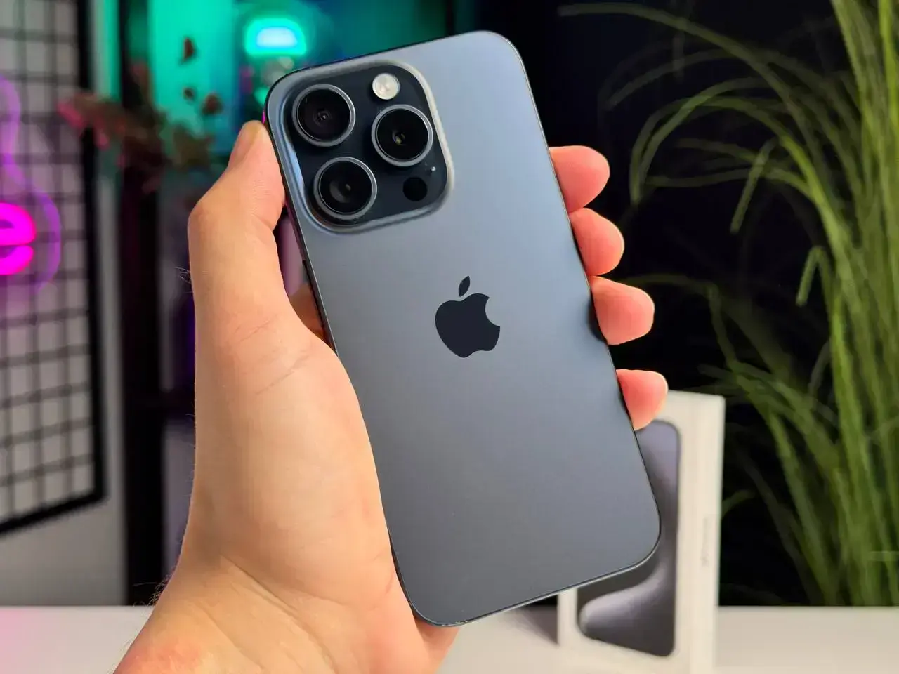 Б/У Apple iPhone 15 Pro 128GB Blue Titanium (MTV03) - Состояние: хороший | Аккумулятор: 96% | Комплектация: полный | Гарантія: 1 мес.