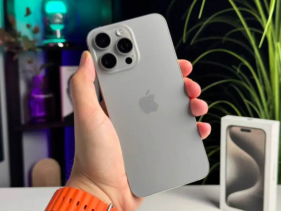 ВЖИВАНИЙ Apple iPhone 15 Pro Max 1TB Natural Titanium Dual Sim (MU603) - Стан: гарний | Акумулятор: 93% | Комплектація: коробка | Гарантія: 1 міс.