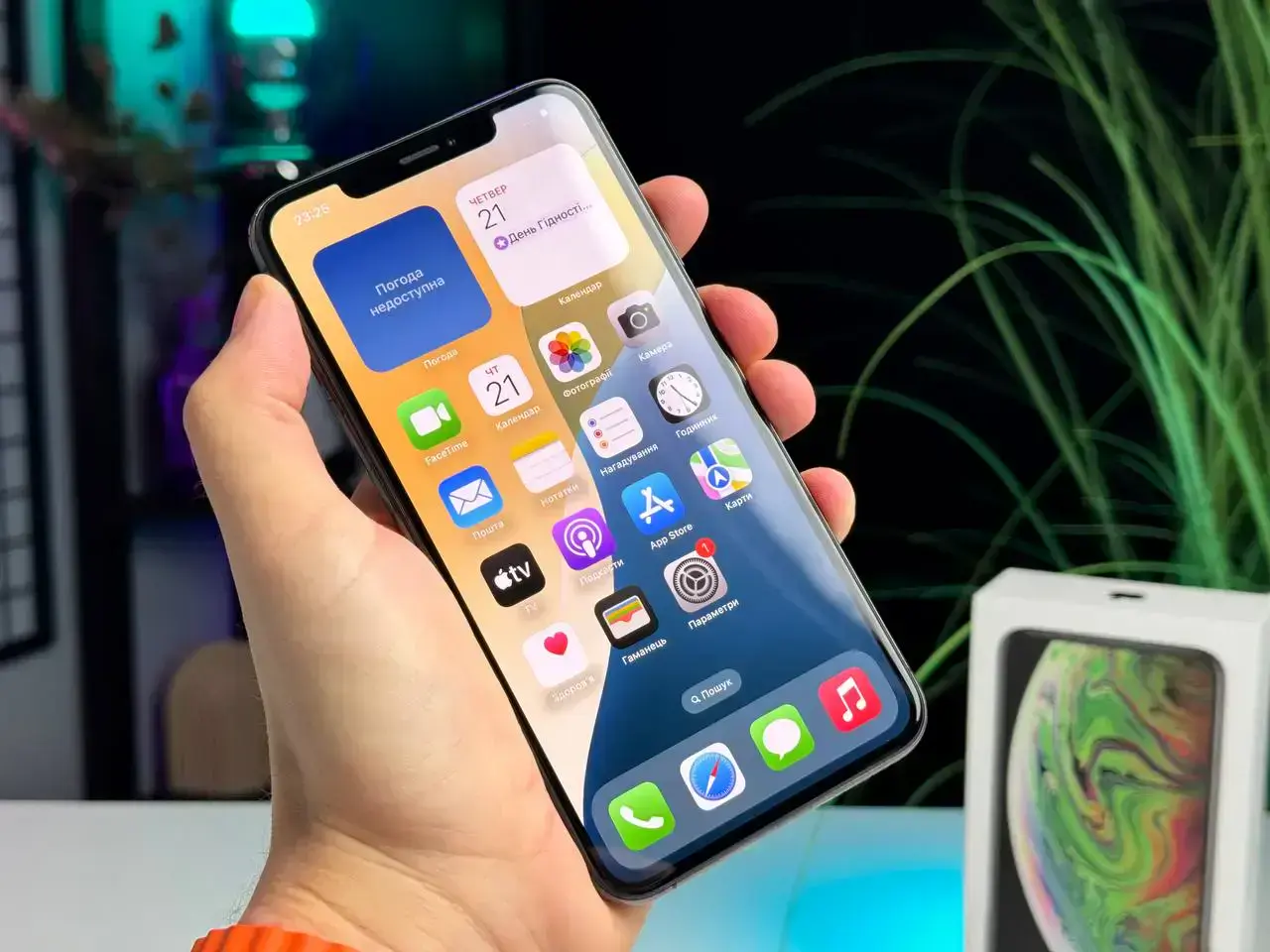 Б/У Apple iPhone XS Max 256GB Space Gray (MT682) - Состояние: хороший | Аккумулятор: 100% | Комплектация: коробка | Гарантія: 1 мес.