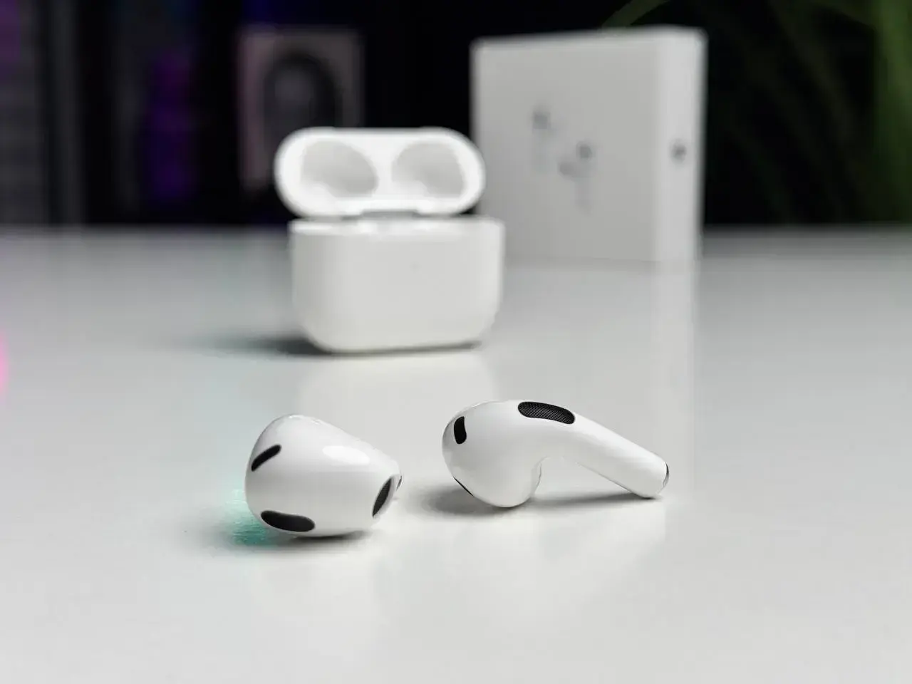 OPEN BOX Наушники Apple AirPods 3 with Lightning Charging Case (MPNY3) - Состояние: хороший | Аккумулятор: 100% | Комплектация: полный | Гарантія: 1 мес.
