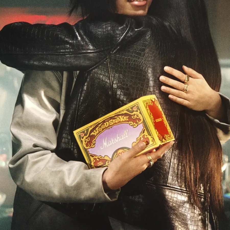 Колонка Marshall Emberton III Lunar New Year Edition 2025 - Woodsnake (1007863)