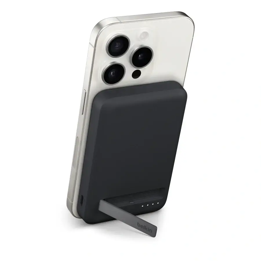 Портативний зарядний пристрій [Power Bank] з MagSafe та підставкою Belkin BoostCharge Pro Magnetic Charging Power Bank MagSafe 5K Qi2 15W - Black (BPD006jqBK-APL, HRX32)