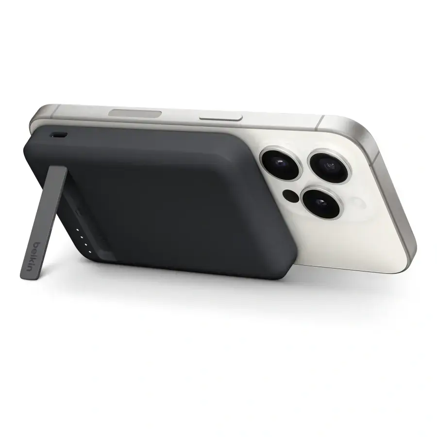 Портативний зарядний пристрій [Power Bank] з MagSafe та підставкою Belkin BoostCharge Pro Magnetic Charging Power Bank MagSafe 5K Qi2 15W - Black (BPD006jqBK-APL, HRX32)