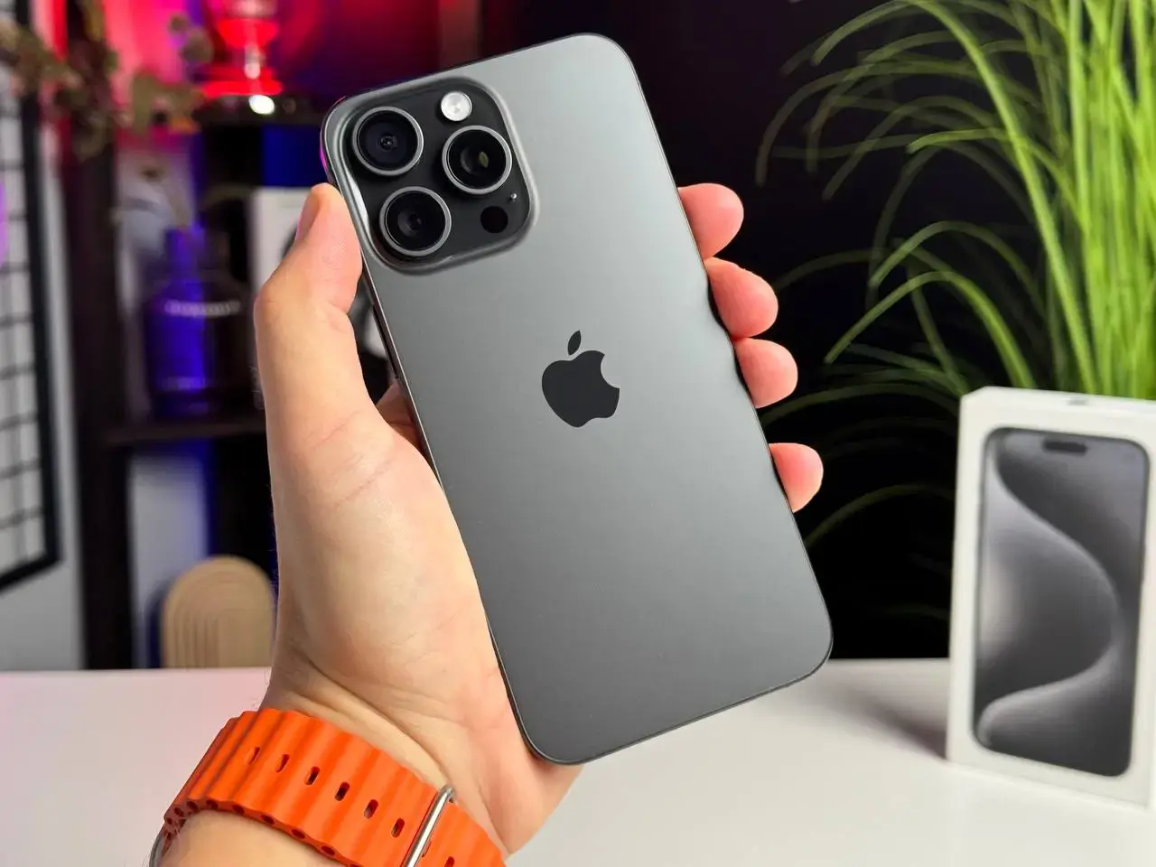 SWAP Apple iPhone 15 Pro Max 512GB Black Titanium (MU7C3) - Состояние: новый (с обмена по гарантии Apple) | Аккумулятор: 100% | Комплектация: полный | Гарантія: 6 мес.