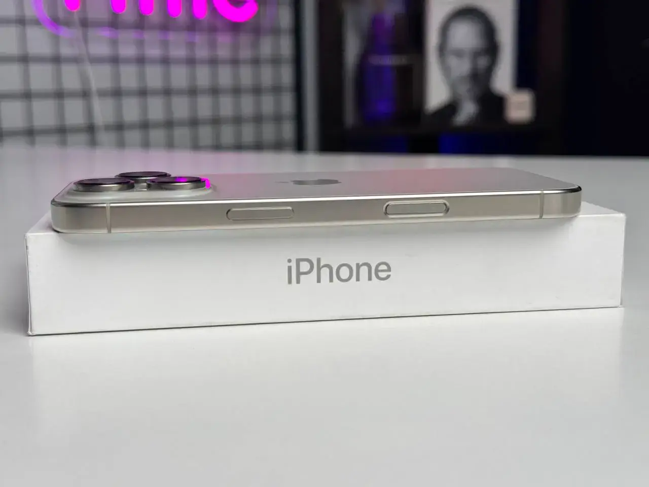 Б/У Apple iPhone 16 Pro 256GB Natural Titanium (MYNL3) - Состояние: идеальный | Аккумулятор: 100% | Комплектация: полный | Гарантія: 1 мес.