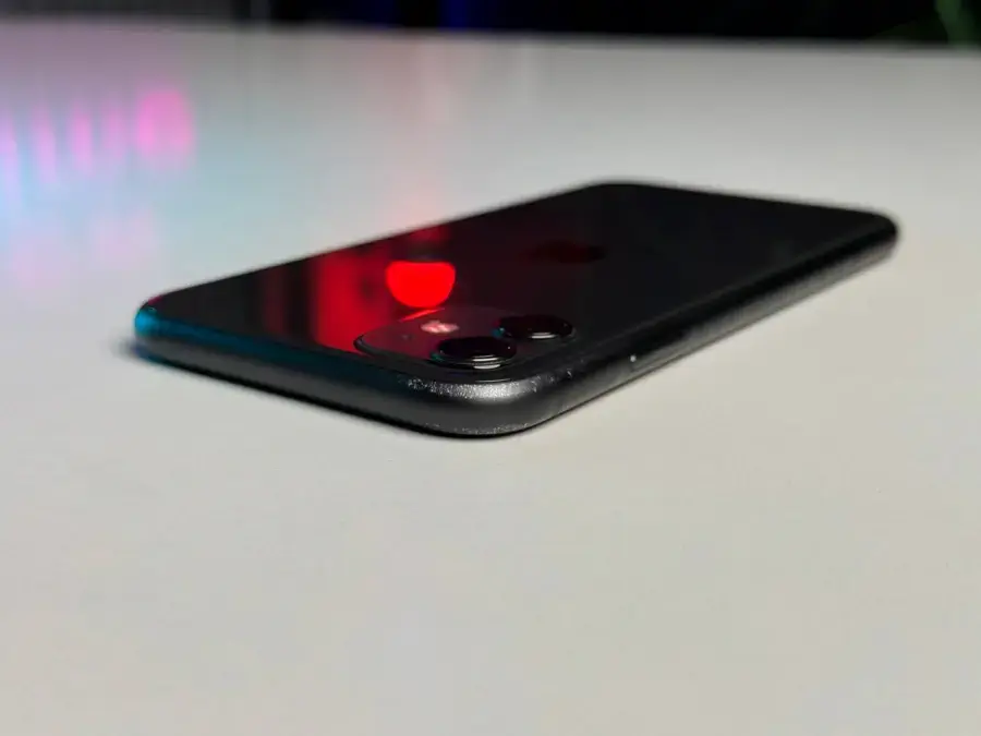 Б/У Apple iPhone 11 64GB Black (MHCP3, MHDA3) - Состояние: удовлетворительный | Аккумулятор: 100% | Комплектация: без комплекта | Гарантія: 1 мес.