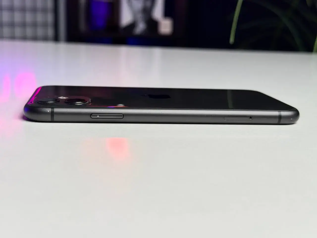 Б/У Apple iPhone 11 64GB Black (MHCP3, MHDA3) - Состояние: хороший | Аккумулятор: 100% | Комплектация: iPhone | Гарантія: 1 мес.