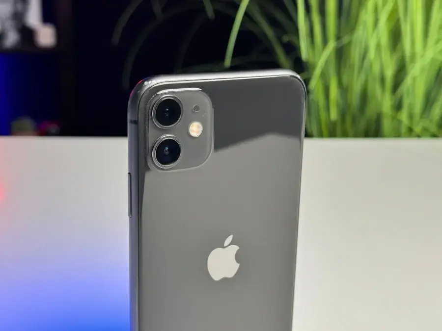 Б/У Apple iPhone 11 64GB Black (MHCP3, MHDA3) Slim Box - Состояние: удовлетворительный | Аккумулятор: 100% | Комплектация: iPhone | Гарантія: 1 мес.