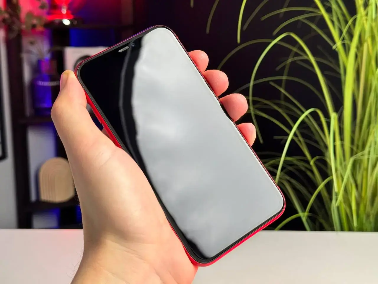 ВЖИВАНИЙ Apple iPhone 11 64GB Product (RED) (MWL92, MWLV2) - Стан: гарний | Акумулятор: 100% | Комплект: iPhone | Гарантія: 1 міс.