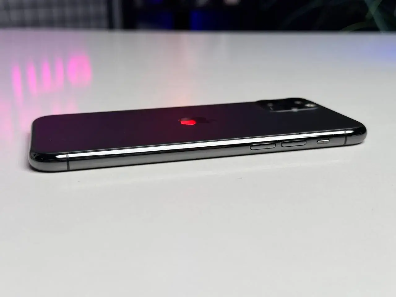 Б/У Apple iPhone 11 Pro 64GB Space Gray (MWC22) - Состояние: удовлетворительный | Аккумулятор: 100% | Комплектация: iPhone| Гарантія: 1 мес.