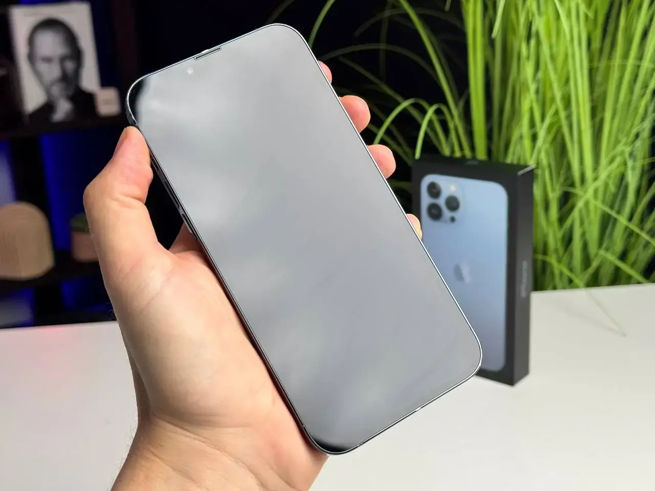 ВЖИВАНИЙ Apple iPhone 13 Pro Max 256GB Sierra Blue (MLKV3, MLLE3) - Стан: гарний | Акумулятор: 100% | Комплектація: повний | Гарантія: 1 міс.