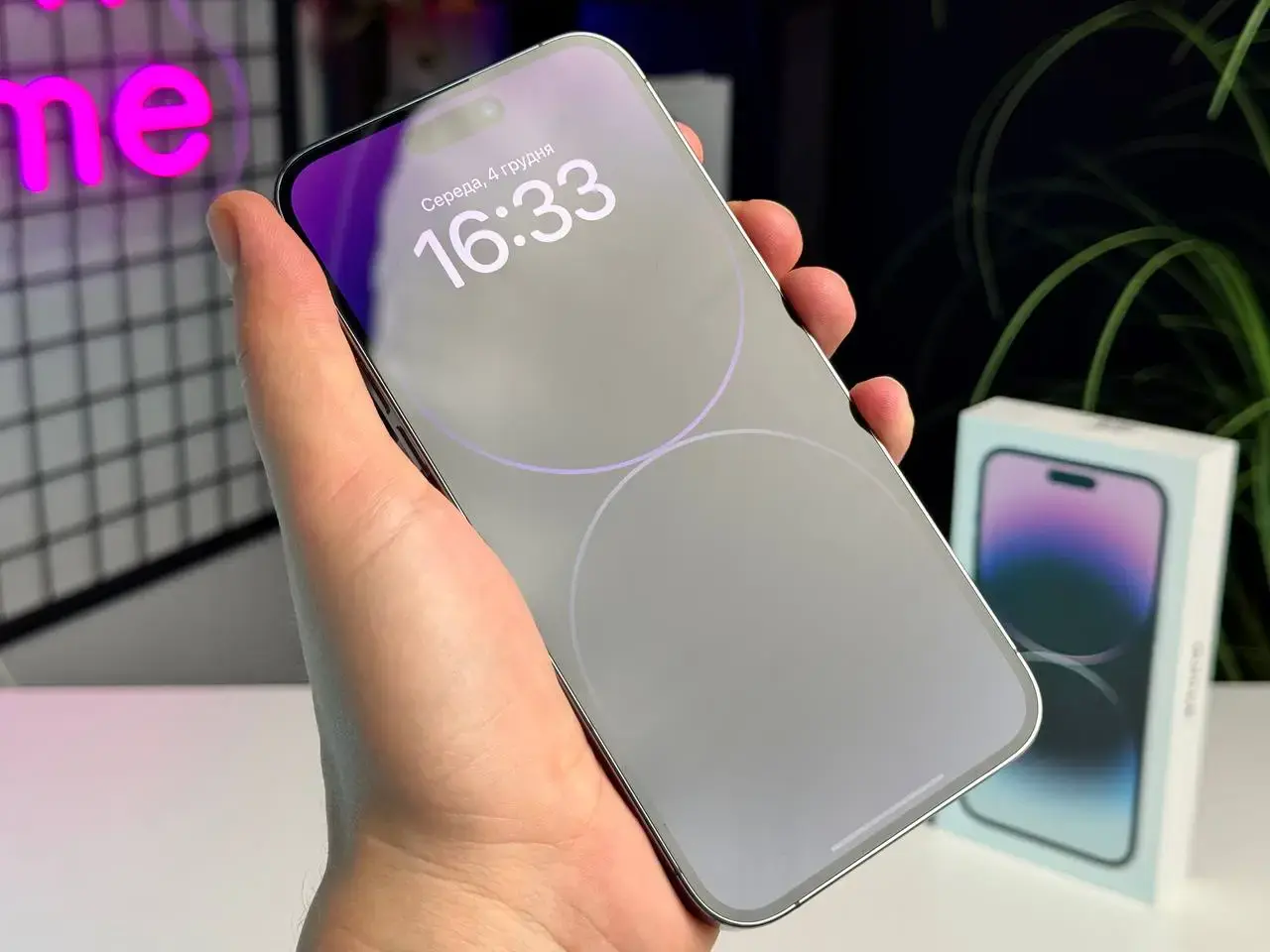 ВЖИВАНИЙ Apple iPhone 14 Pro Max 128GB Deep Purple (MQ9T3) - Стан: гарний | Акумулятор: 100% | Комплектація: повний | Гарантія: 1 міс.
